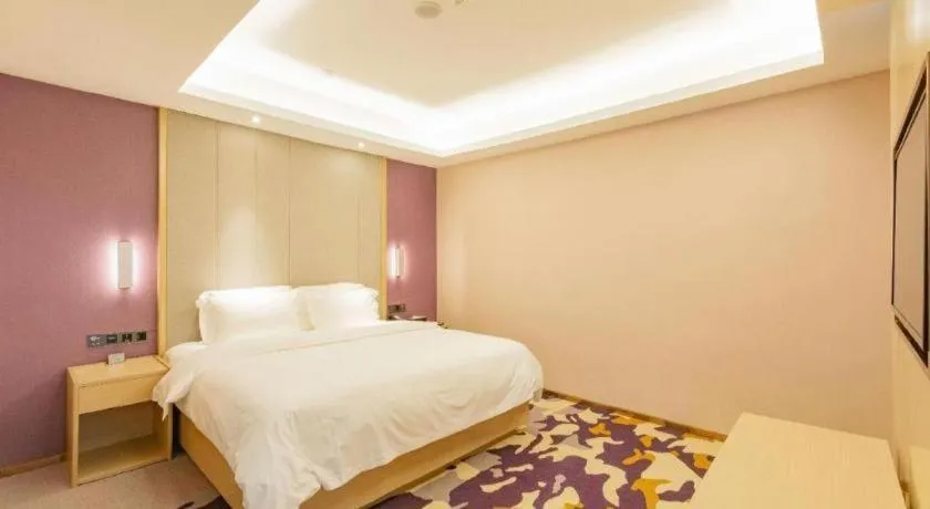 Bed in Lavande Hotel·Wuxue Kanjiang Avenue