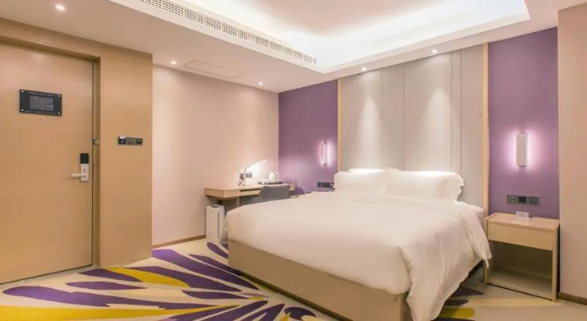 Bed in Lavande Hotel·Wuxue Kanjiang Avenue