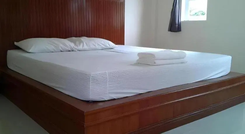 Bed in Thorfan Resort Bed in Thorfan Resort
