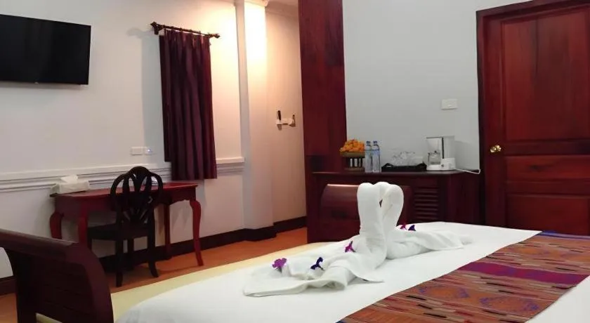 Bed in The View Pavilion Hotel