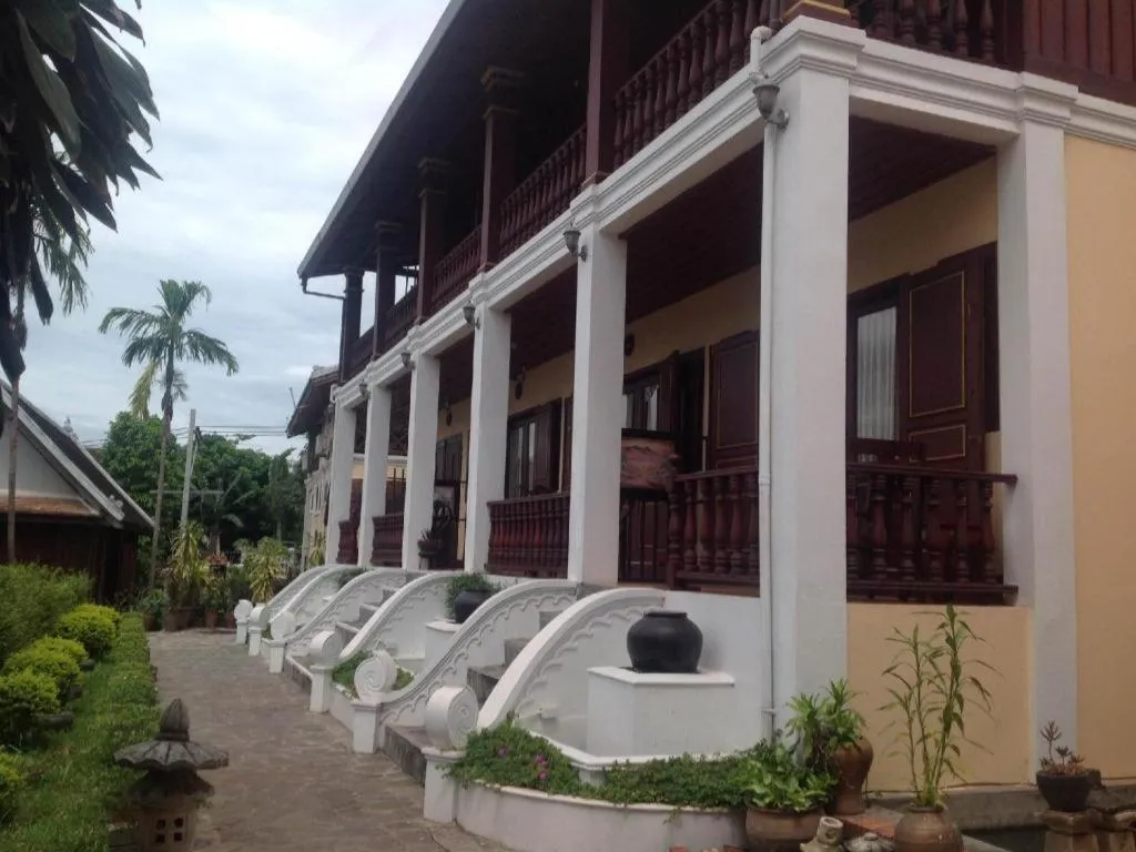 The View Pavilion Hotel