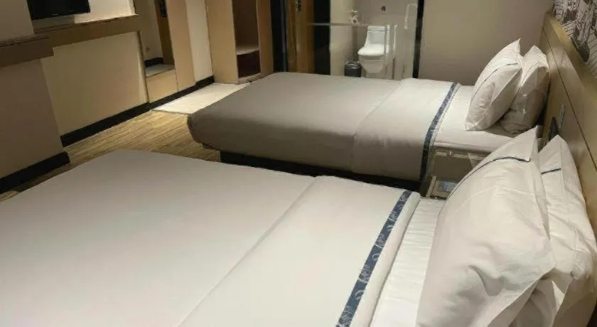 Bed in City Comfort Inn Hechi Du'an Wenti Square