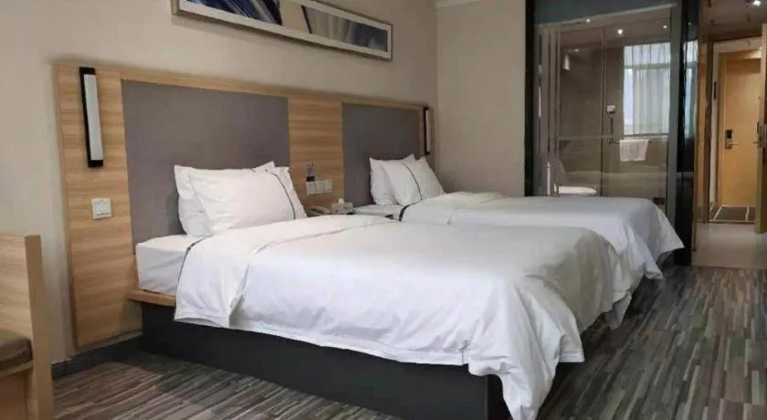 Bed in City Comfort Inn Hechi Du'an Wenti Square