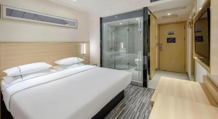 Bed in City Comfort Inn Hechi Du'an Wenti Square