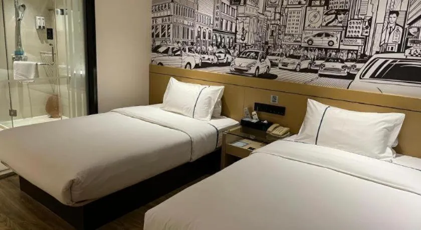 Bed in City Comfort Inn Hechi Du'an Wenti Square