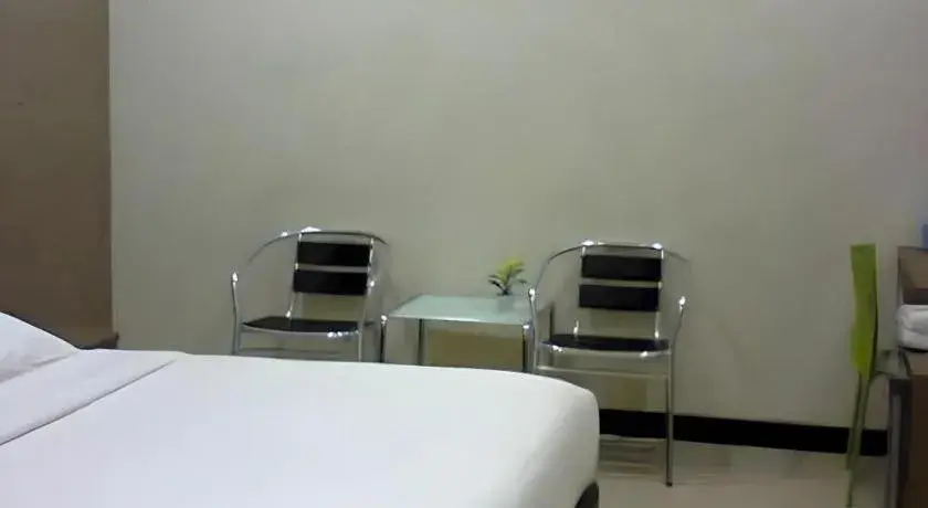 Bed in Permata Hotel Bed in Permata Hotel