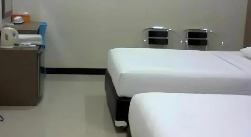 Bed in Permata Hotel Bed in Permata Hotel