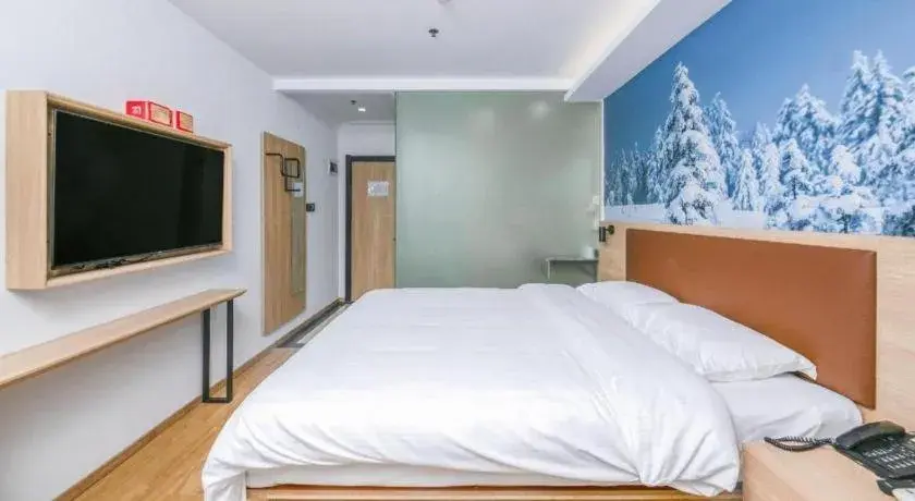 Bed in GreenTree Inn Beijing Chaoyang District Shilihe Subway Station Express Hotel Bed in GreenTree Inn Beijing Chaoyang District Shilihe Subway Station Express Hotel