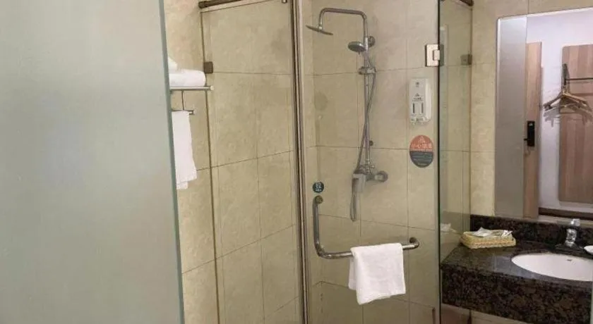 GreenTree Inn Beijing Chaoyang District Shilihe Subway Station Express Hotel