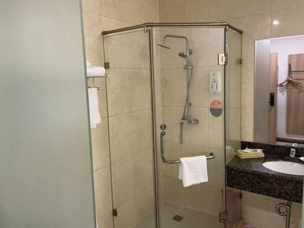 GreenTree Inn Beijing Chaoyang District Shilihe Subway Station Express Hotel