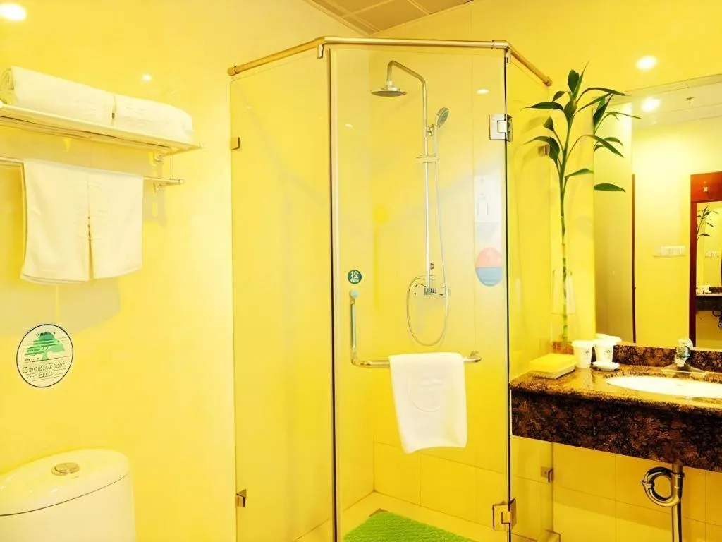 GreenTree Inn Beijing Chaoyang District Shilihe Subway Station Express Hotel