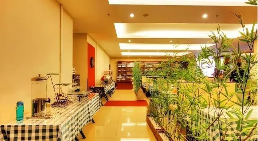 GreenTree Inn Beijing Chaoyang District Shilihe Subway Station Express Hotel GreenTree Inn Beijing Chaoyang District Shilihe Subway Station Express Hotel