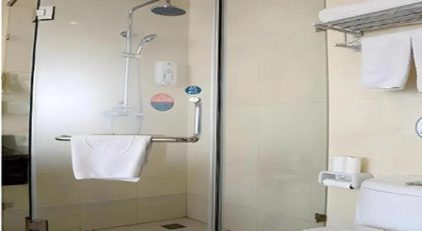 GreenTree Inn Beijing Chaoyang District Shilihe Subway Station Express Hotel