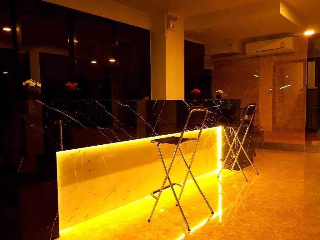 THE ALL 24 Luxury Residence