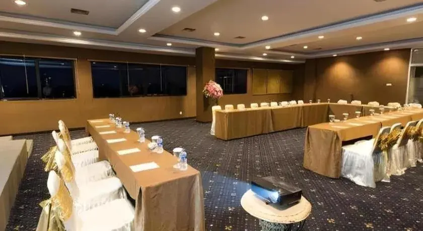 Star Hotel Star Hotel