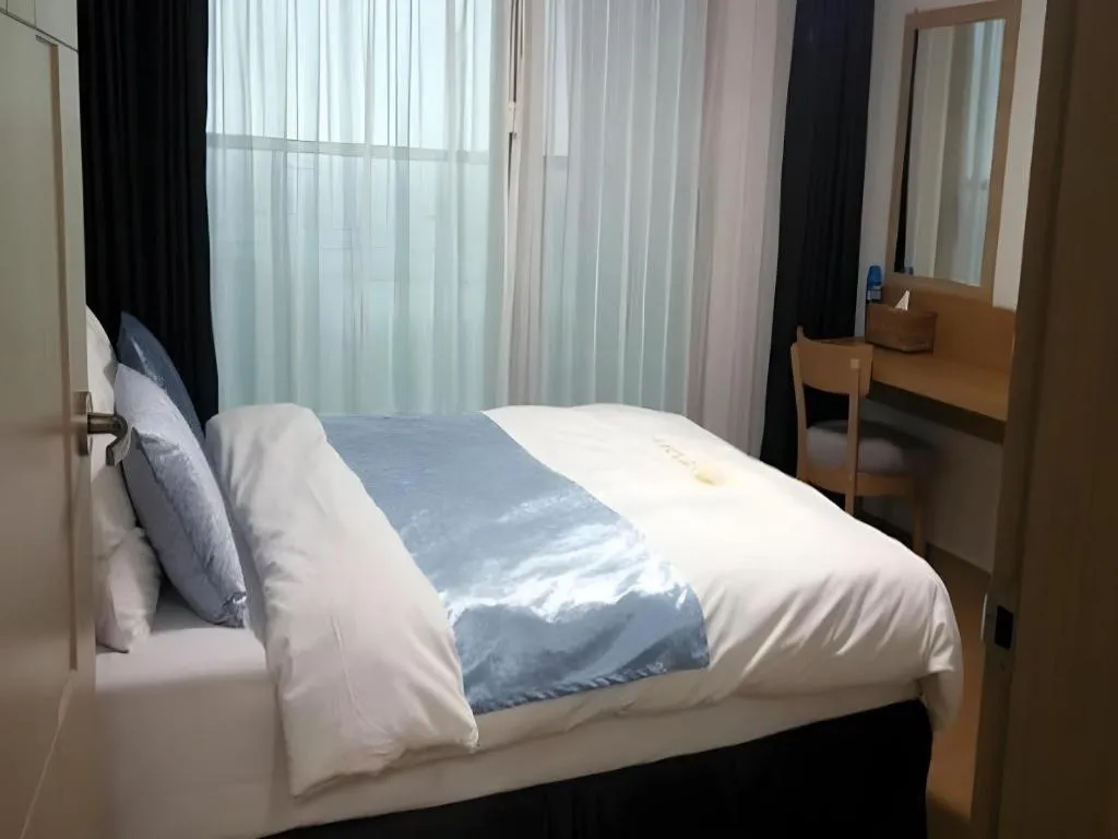 Bed in Swansea Resort