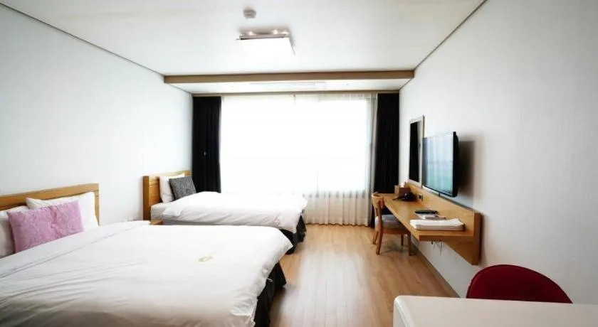 Bed in Swansea Resort