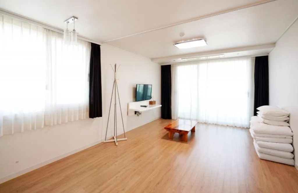 Bed in Swansea Resort