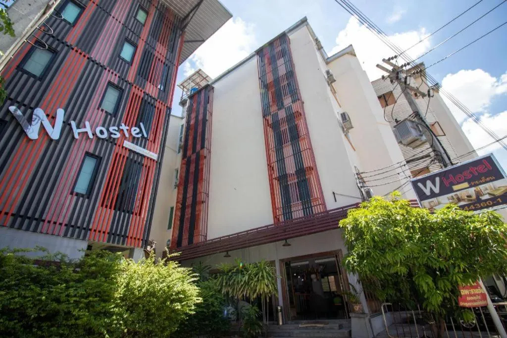 W hostel