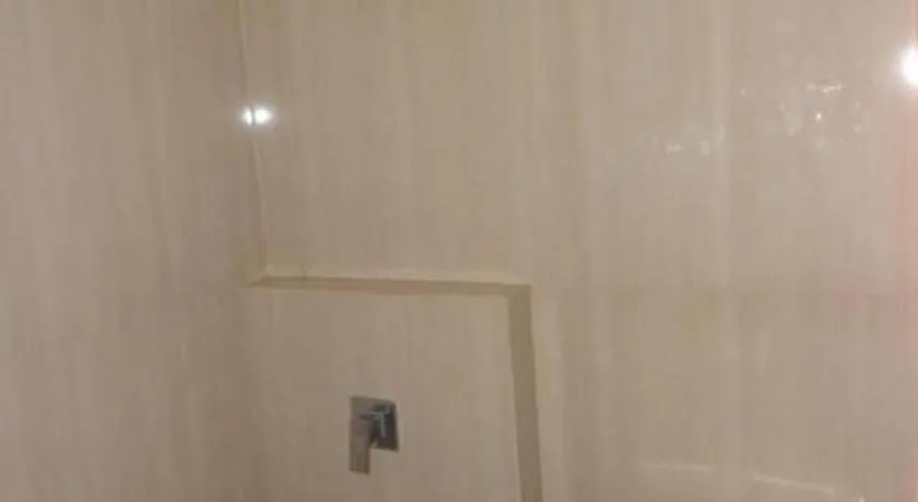 De Lemon Gatsu Hotel