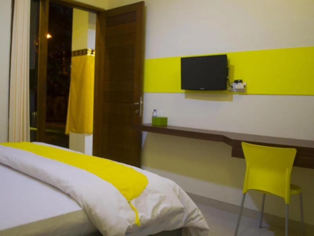 Bed in De Lemon Gatsu Hotel