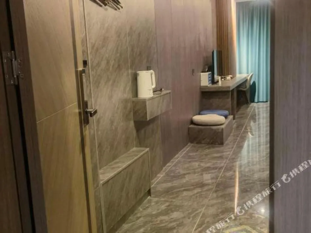 Haikou Kai Wei Hotel