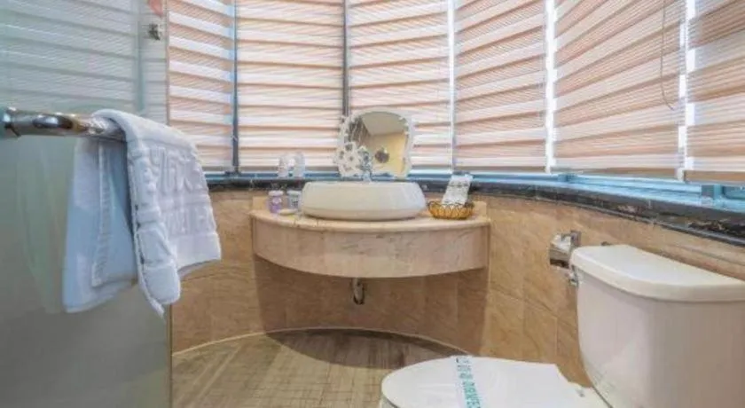 Haikou Kai Wei Hotel