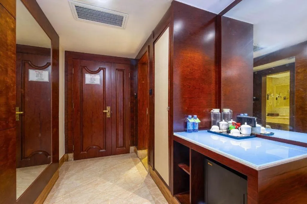 Haikou Kai Wei Hotel