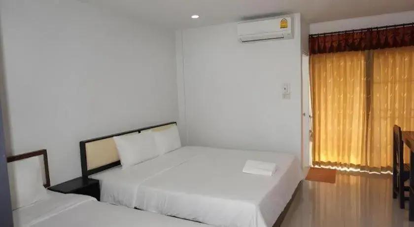 Bed in MT Place Bed in MT Place