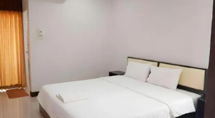 Bed in MT Place Bed in MT Place