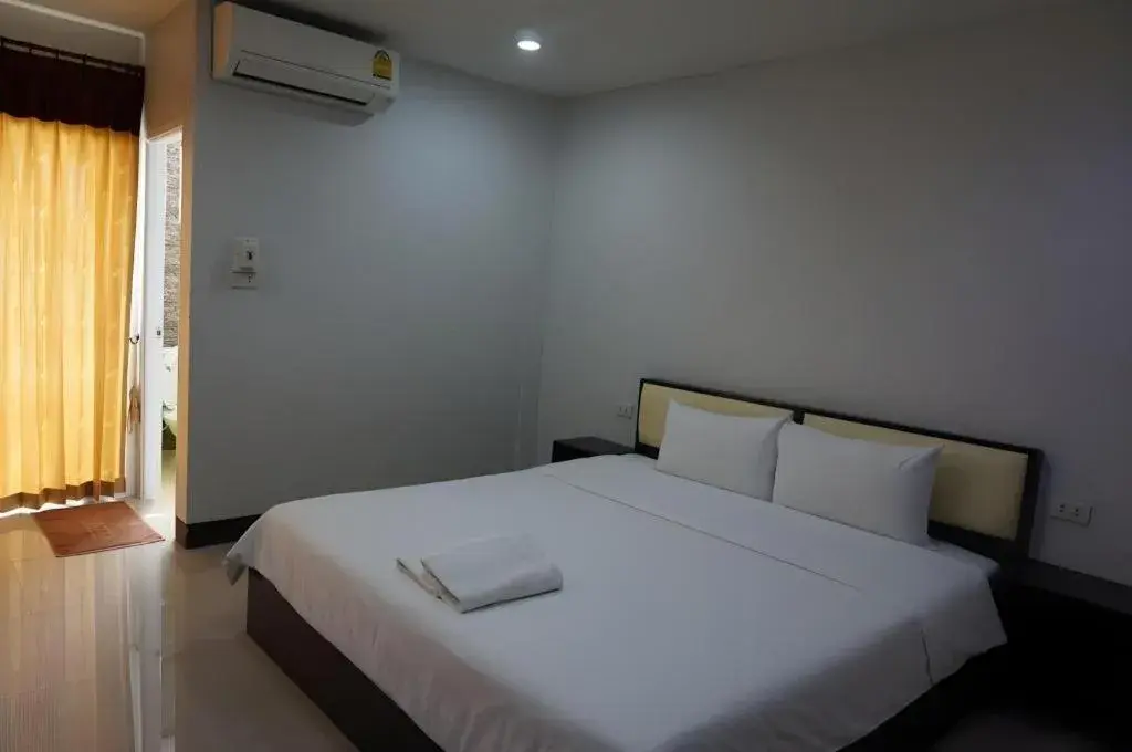 Bed in MT Place Bed in MT Place