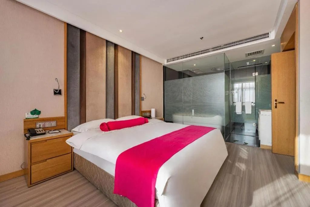 Bed in Xian Leica Hotel