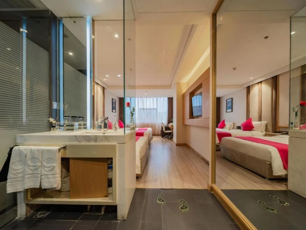 Bed in Xian Leica Hotel