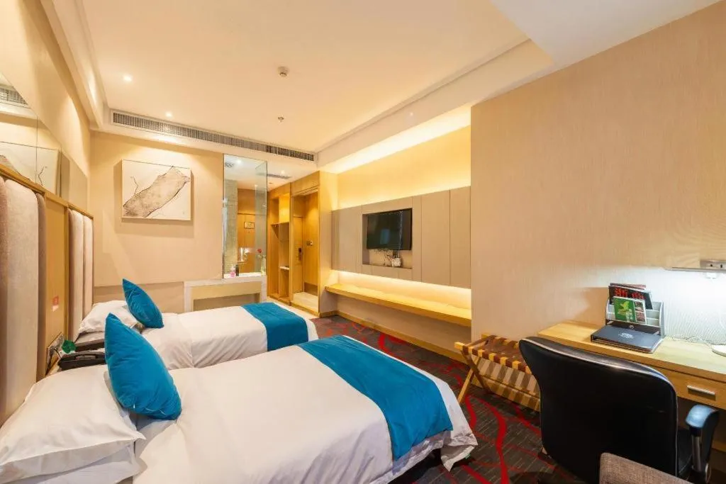 Bed in Xian Leica Hotel