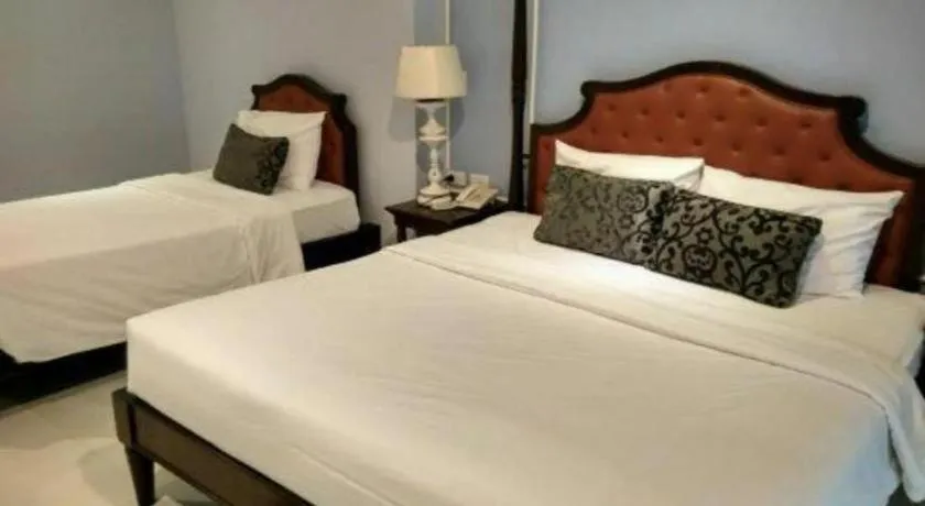 Bed in Khamthana the Colonial Hotel Chiangrai