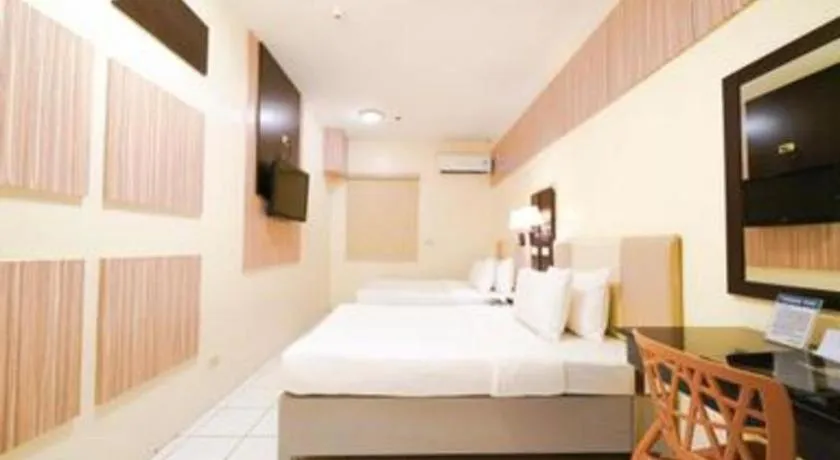 Bed in Majestic Hotel Manila - Formerly Octagon Mansion Hotel Manila