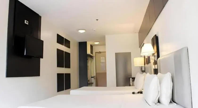 Majestic Hotel Manila - Formerly Octagon Mansion Hotel Manila Majestic Hotel Manila - Formerly Octagon Mansion Hotel Manila