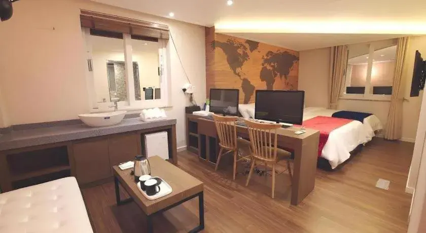 Bed in Jeju Lux Hotel Bed in Jeju Lux Hotel