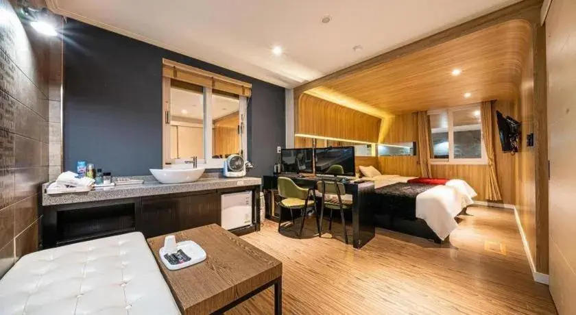 Bed in Jeju Lux Hotel Bed in Jeju Lux Hotel