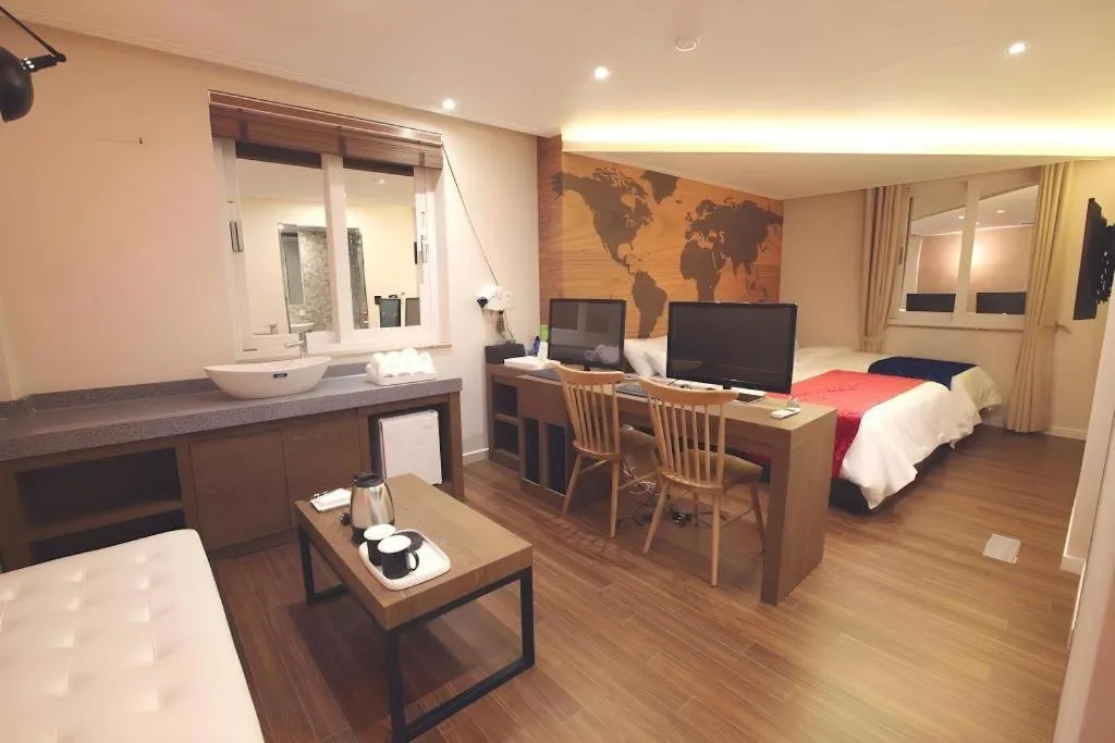 Bed in Jeju Lux Hotel