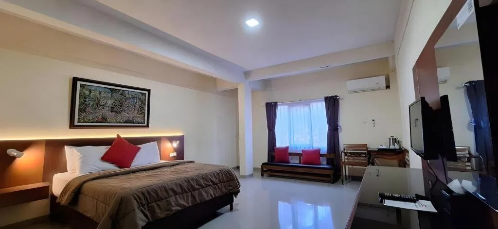 Bed in Augusta Pelabuhan Ratu Hotel