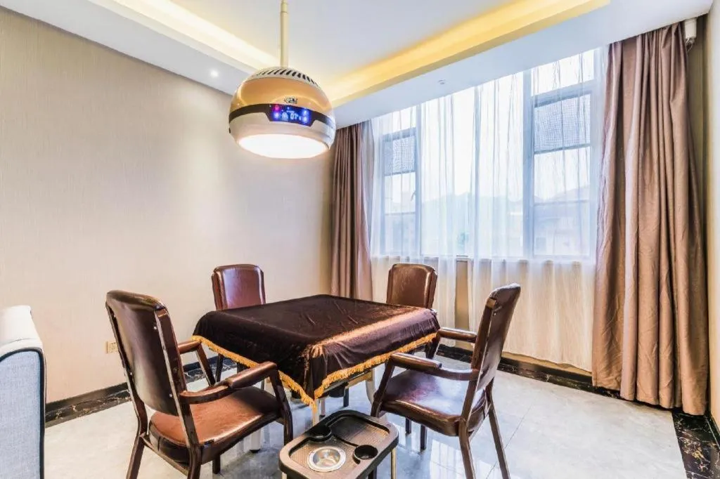 Lavande Hotel Zhaoqing government Dinghu Mountain Scenic Spot