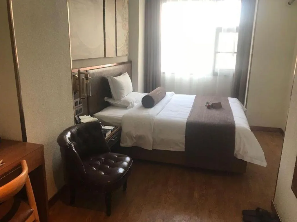 Bed in James Joyce Coffetel Xi'an Lingtong The Terracotta Army Huaqingchi University Town Metro Station