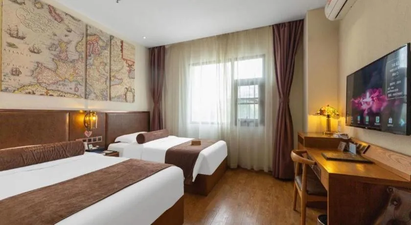 Bed in James Joyce Coffetel Xi'an Lingtong The Terracotta Army Huaqingchi University Town Metro Station