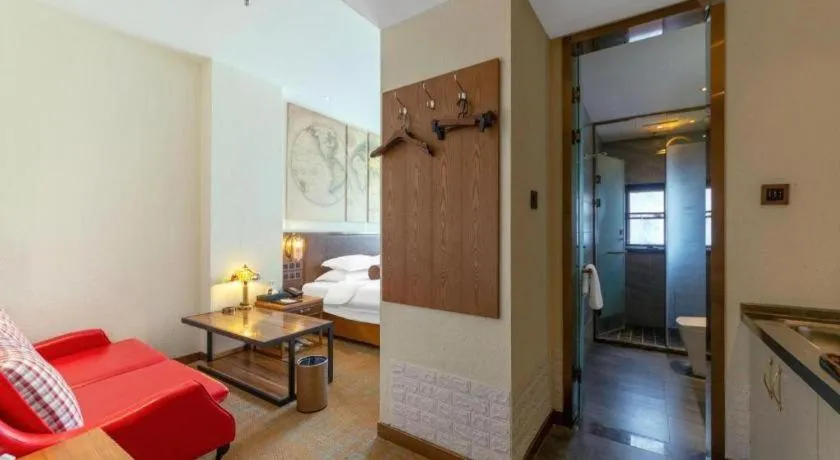 Bed in James Joyce Coffetel Xi'an Lingtong The Terracotta Army Huaqingchi University Town Metro Station