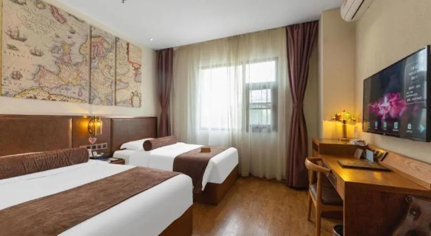 Bed in James Joyce Coffetel Xi'an Lingtong The Terracotta Army Huaqingchi University Town Metro Station