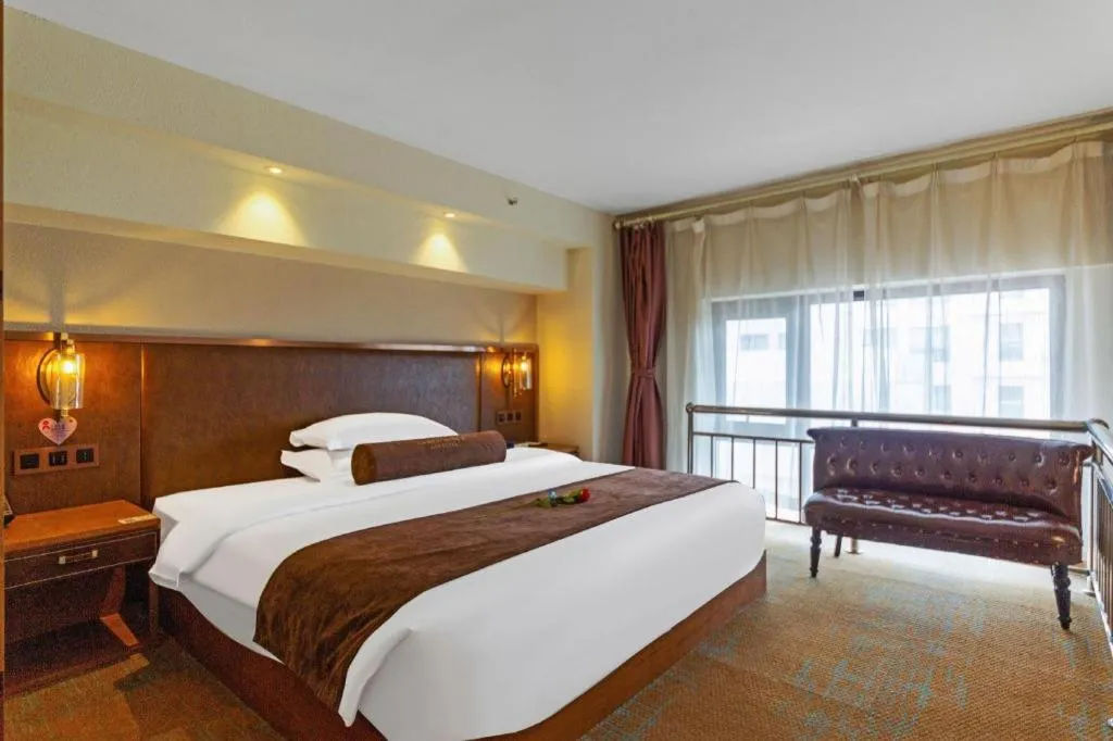 Bed in James Joyce Coffetel Xi'an Lingtong The Terracotta Army Huaqingchi University Town Metro Station