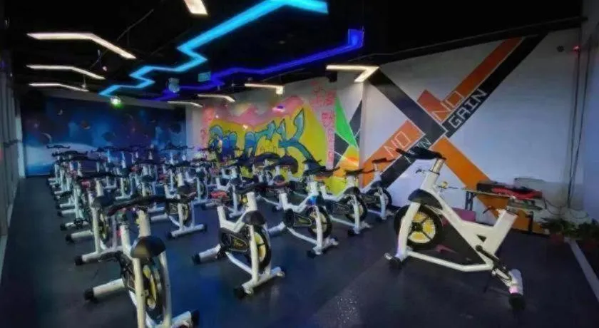 James Joyce Coffetel Xi'an Lingtong The Terracotta Army Huaqingchi University Town Metro Station