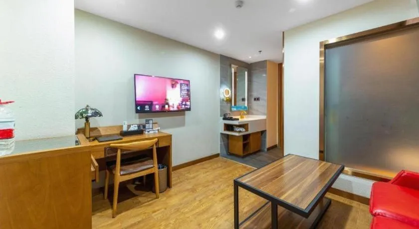 James Joyce Coffetel Xi'an Lingtong The Terracotta Army Huaqingchi University Town Metro Station