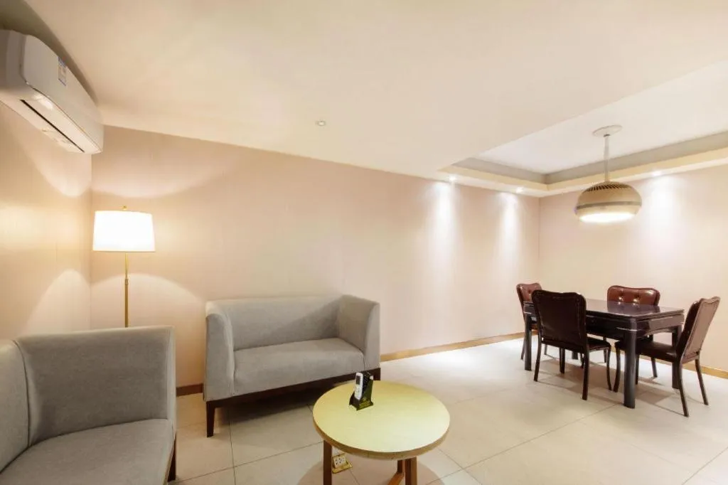 Lavande Hotels Xinyu Chengbei Square